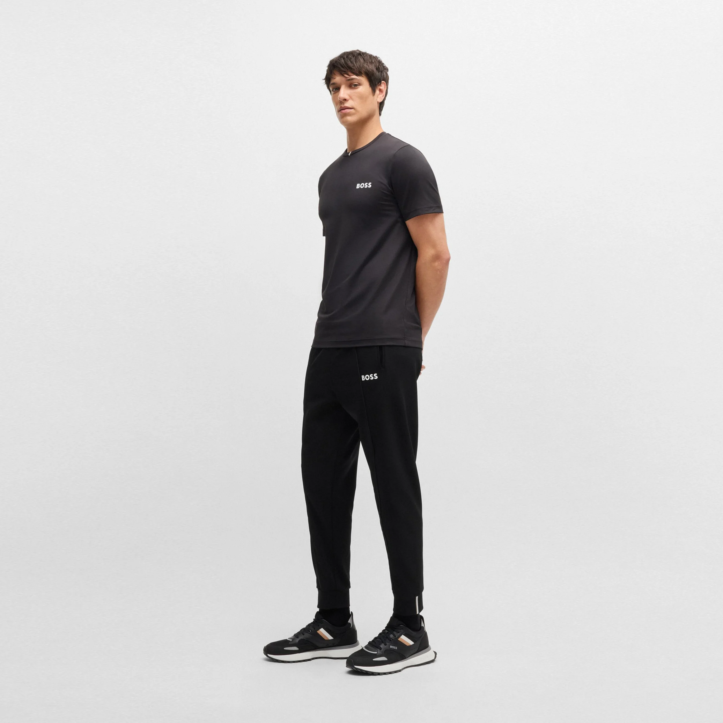 Hadiko MB Trainingshose Herren-Schwarz - Image 6