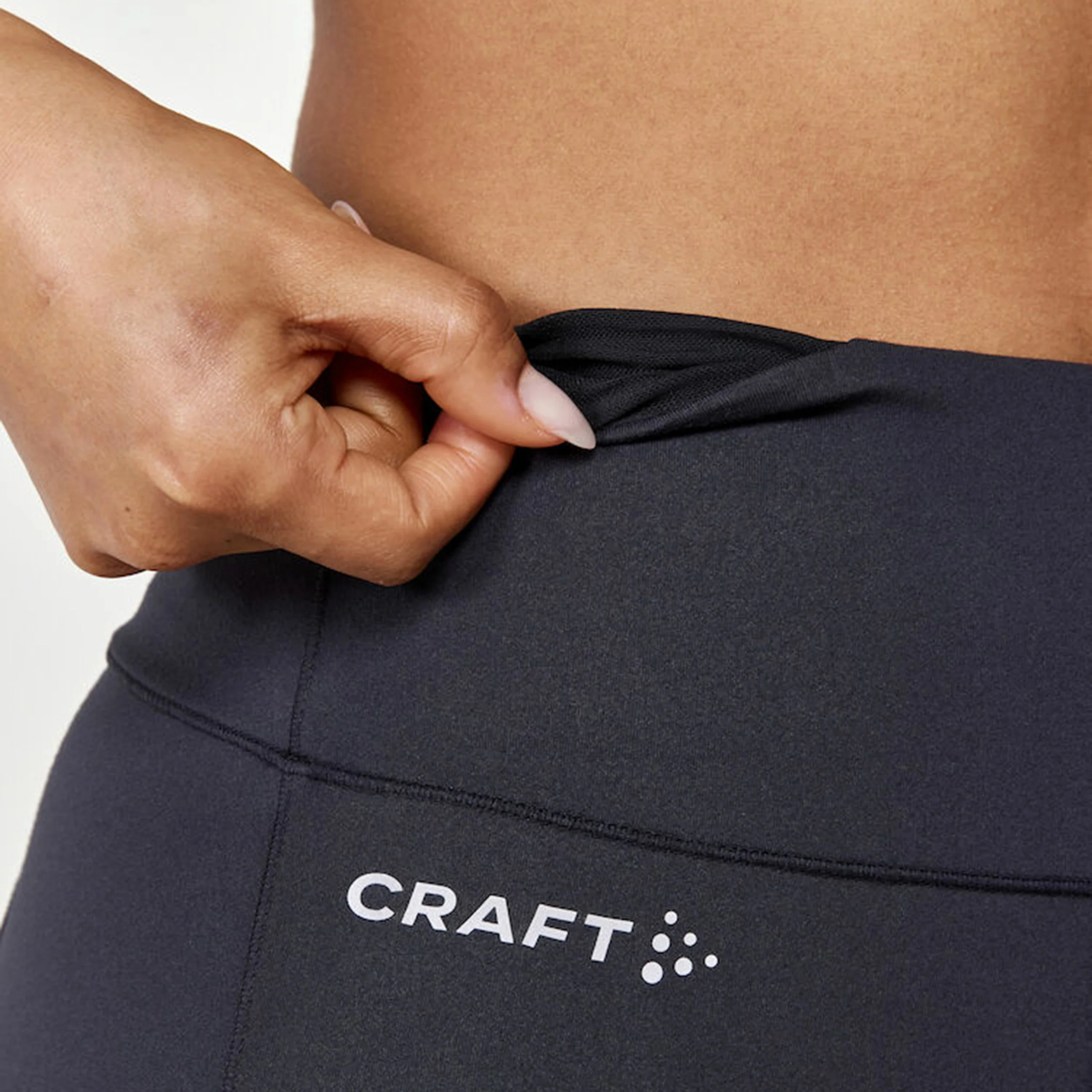 ADV Essence 2 Short Lauftight Damen-Schwarz - Image 6