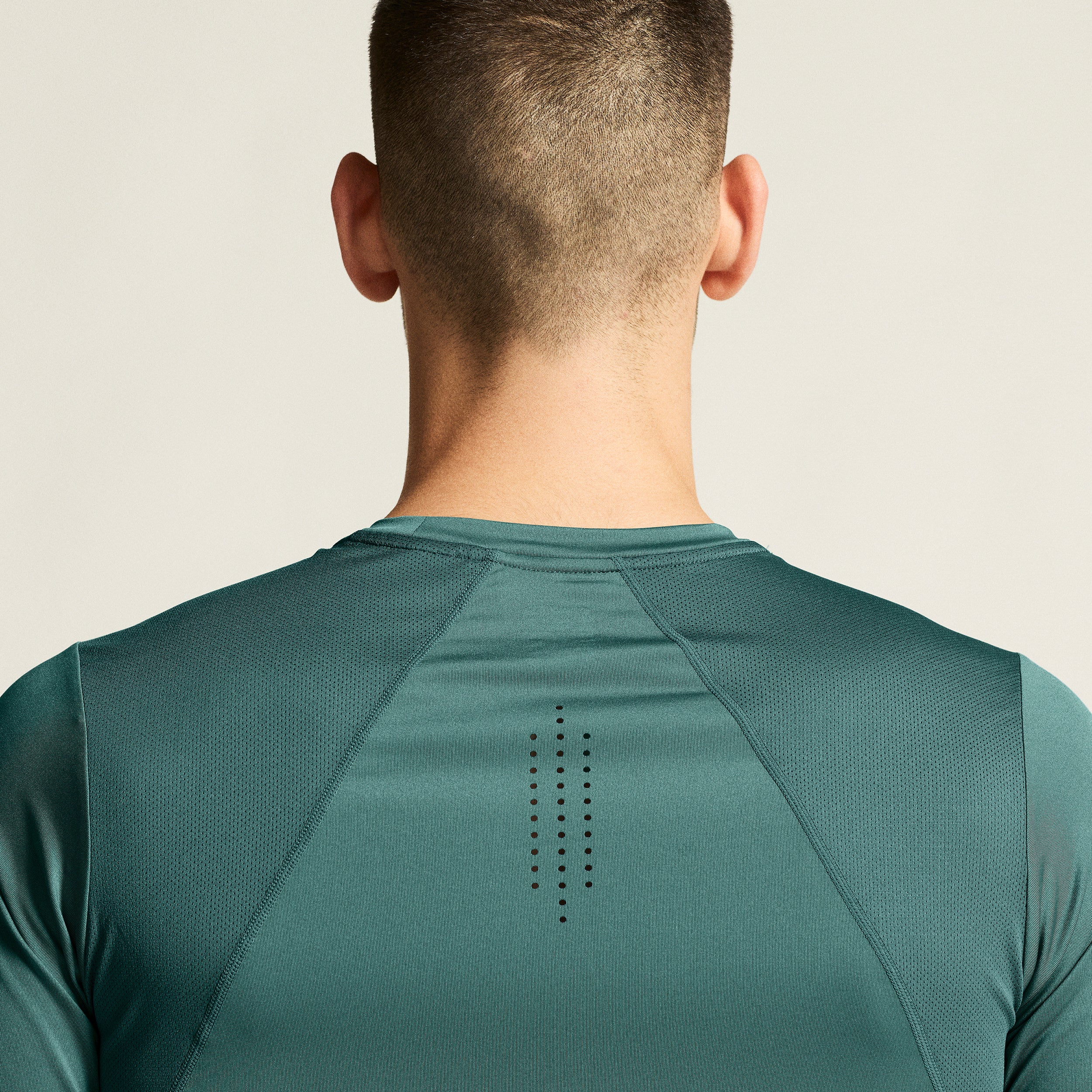 ADV Essence Laufshirt Herren - grün - Image 8