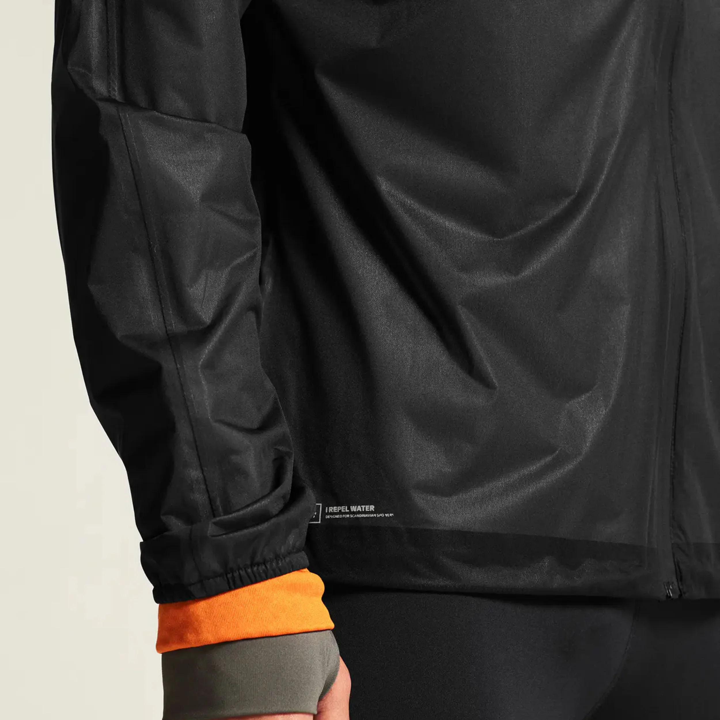 Pro Hydro Lightweight Laufjacke Herren - schwarz - Image 6
