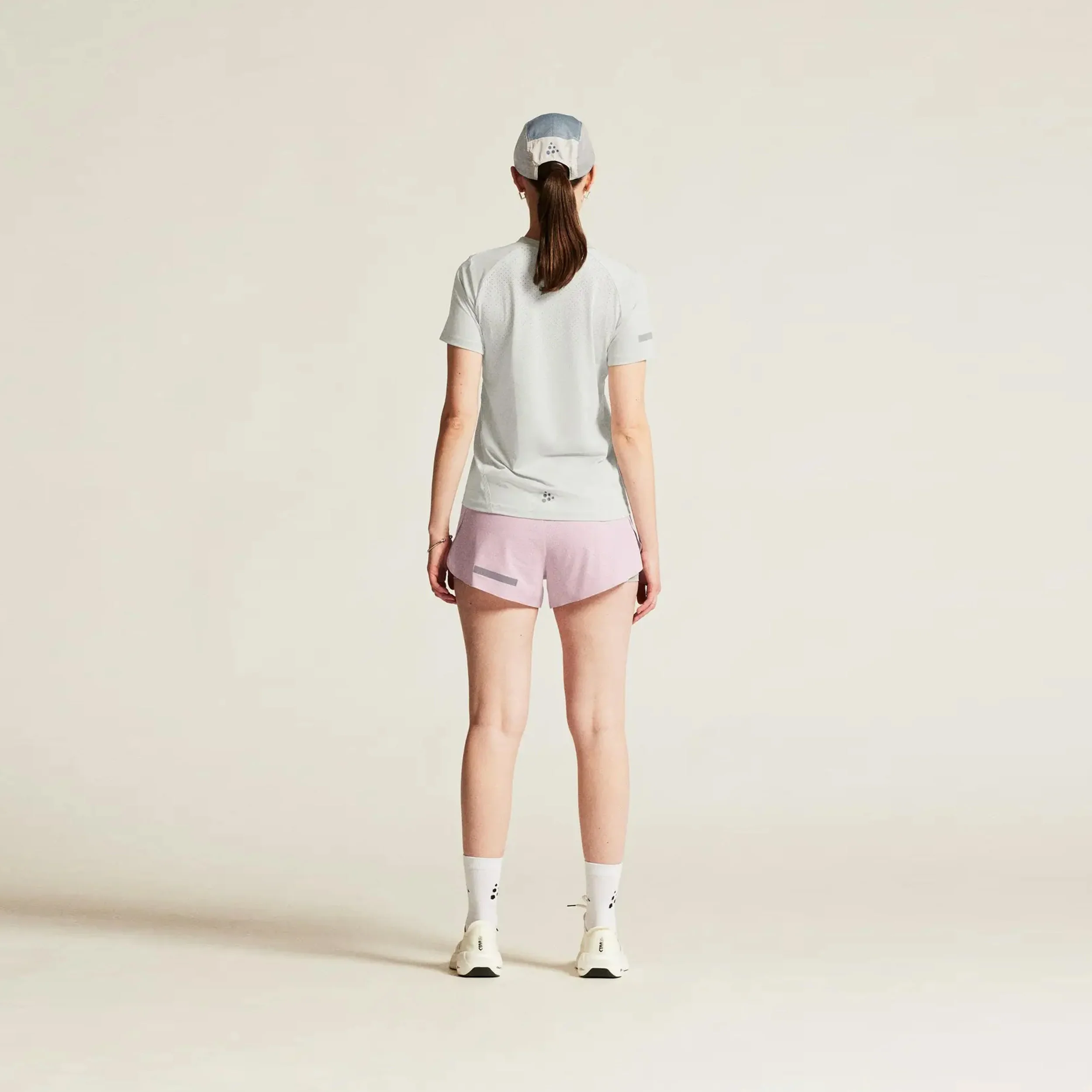 Pro Hypervent Laufshirt Damen-Creme - Image 4