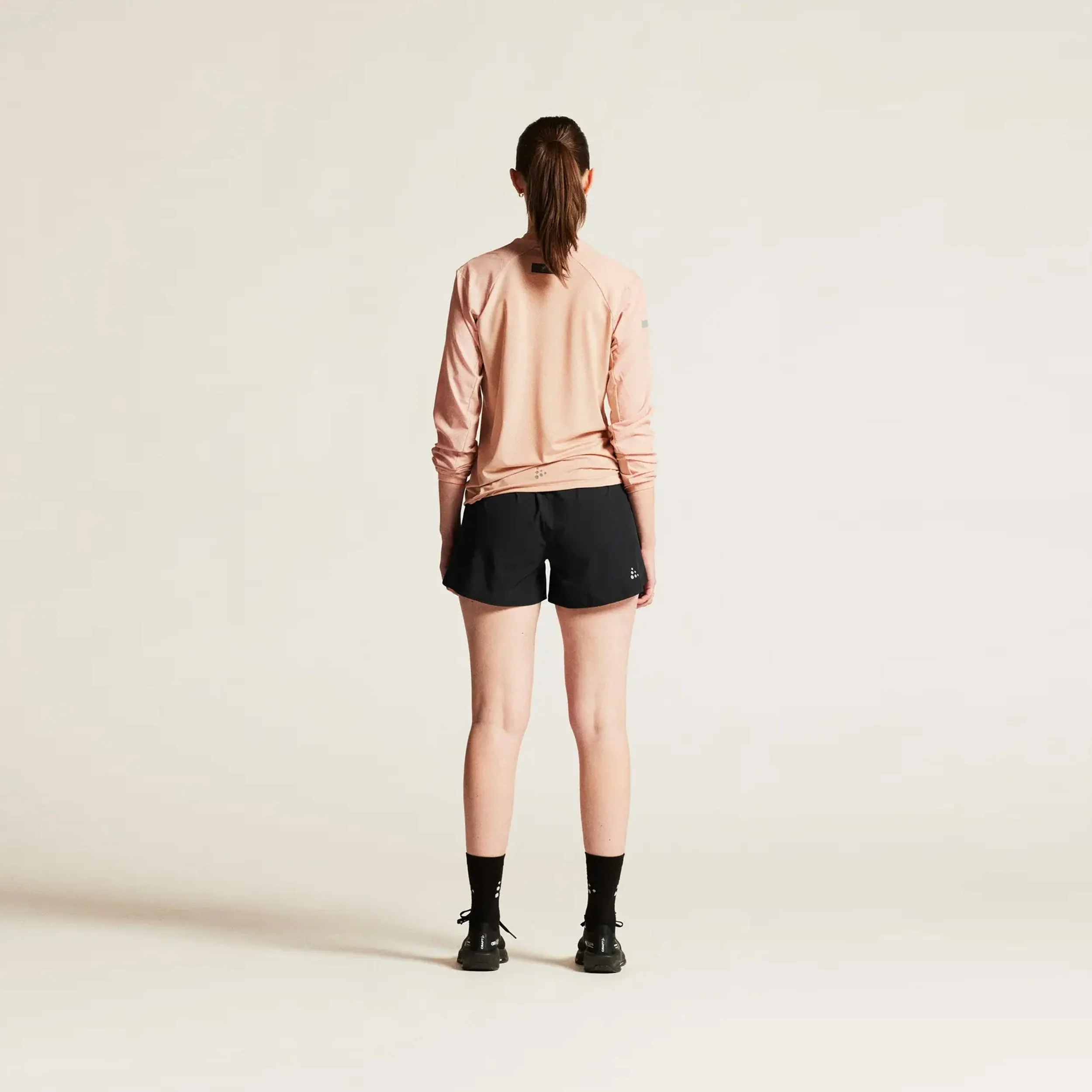 Pro Hypervent Wind 2 Laufshirt Damen-Apricot - Image 4