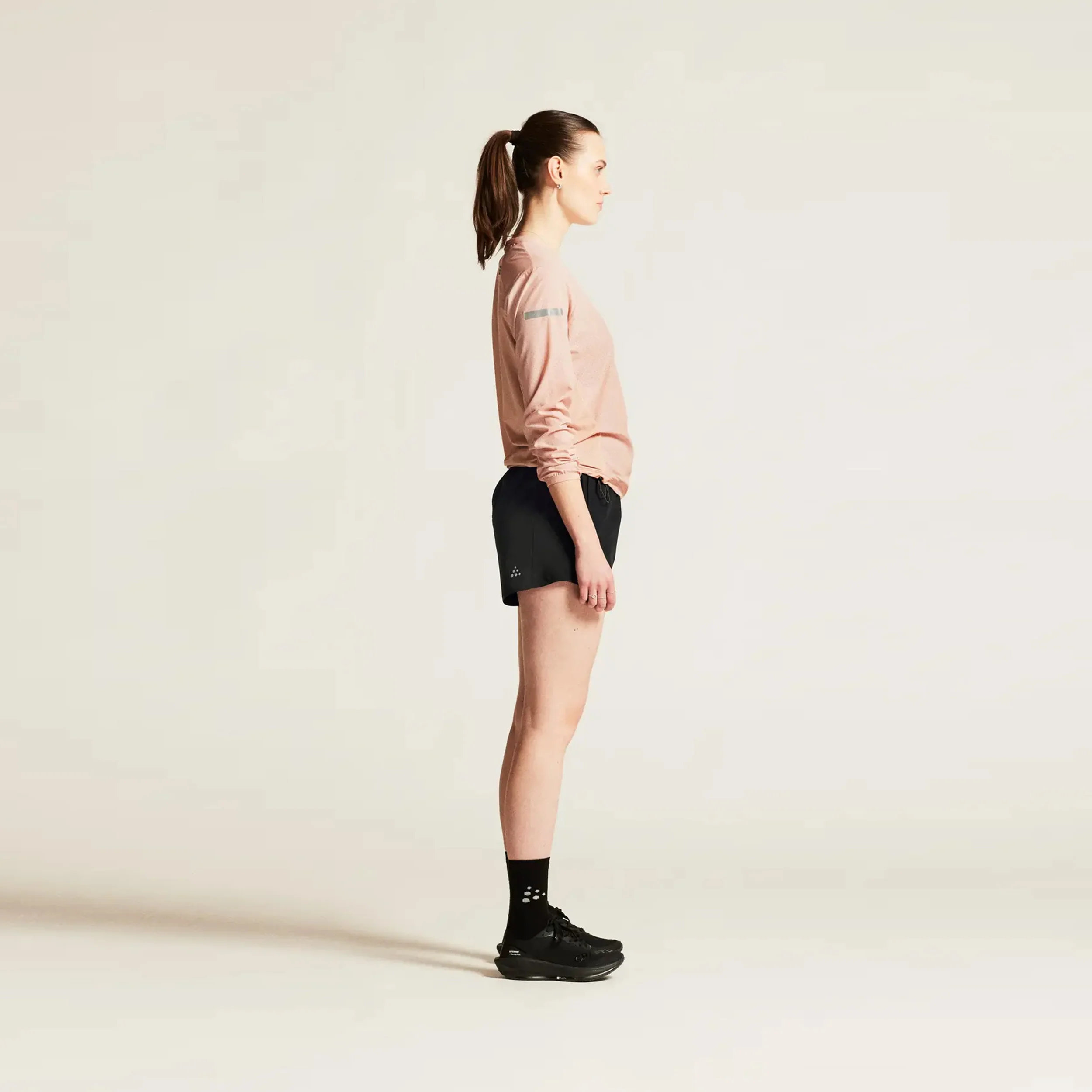 Pro Hypervent Wind 2 Laufshirt Damen-Apricot - Image 6