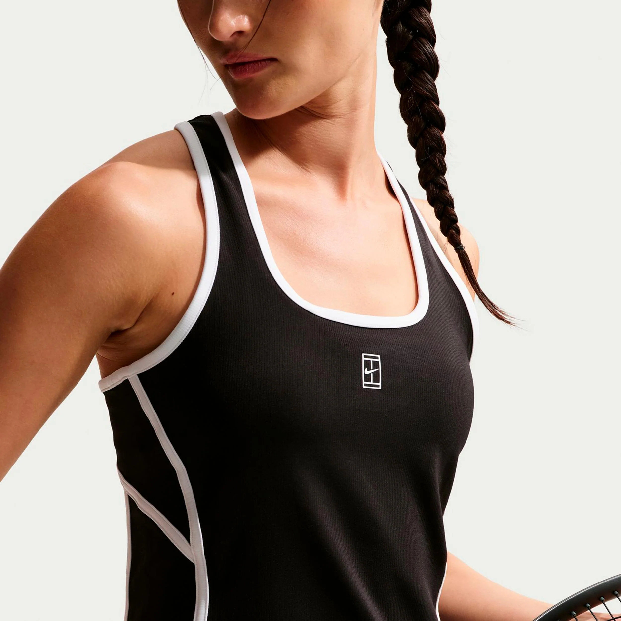 Court Dri-Fit Advantage Kleid Damen-schwarz - Image 3