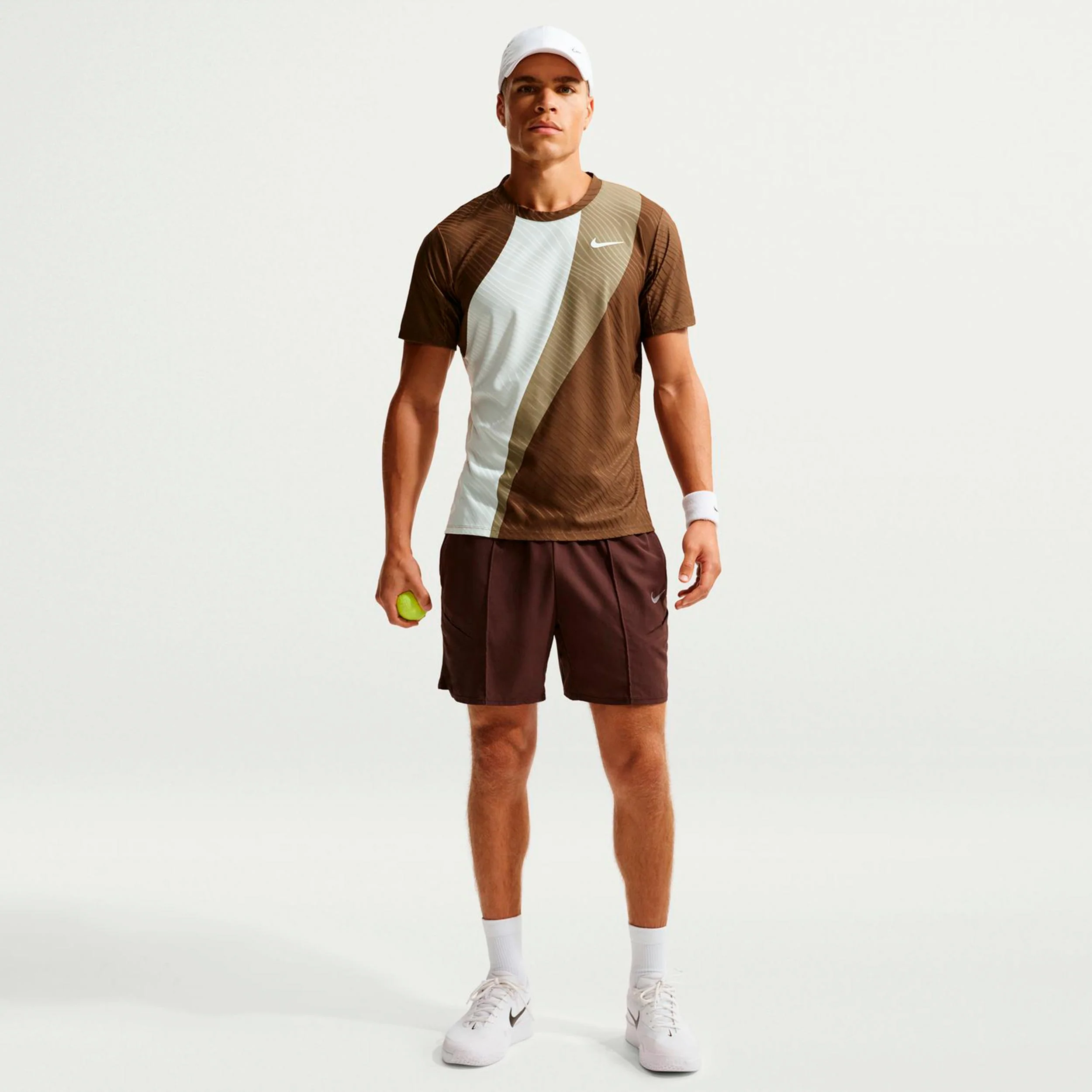 Court Dri-Fit Advantage Slam T-Shirt Herren-creme, grau - Image 5