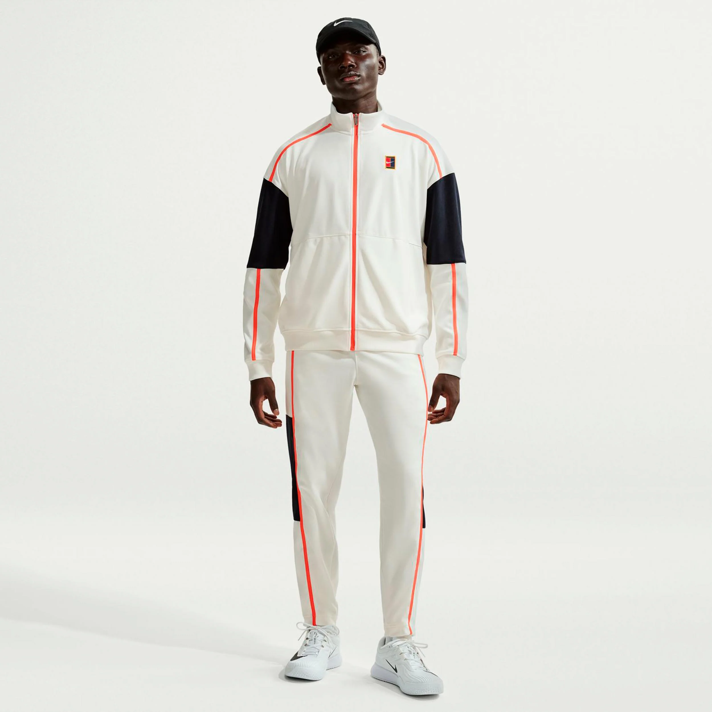 Court Heritage Trainingshose Herren-creme, orange - Image 2