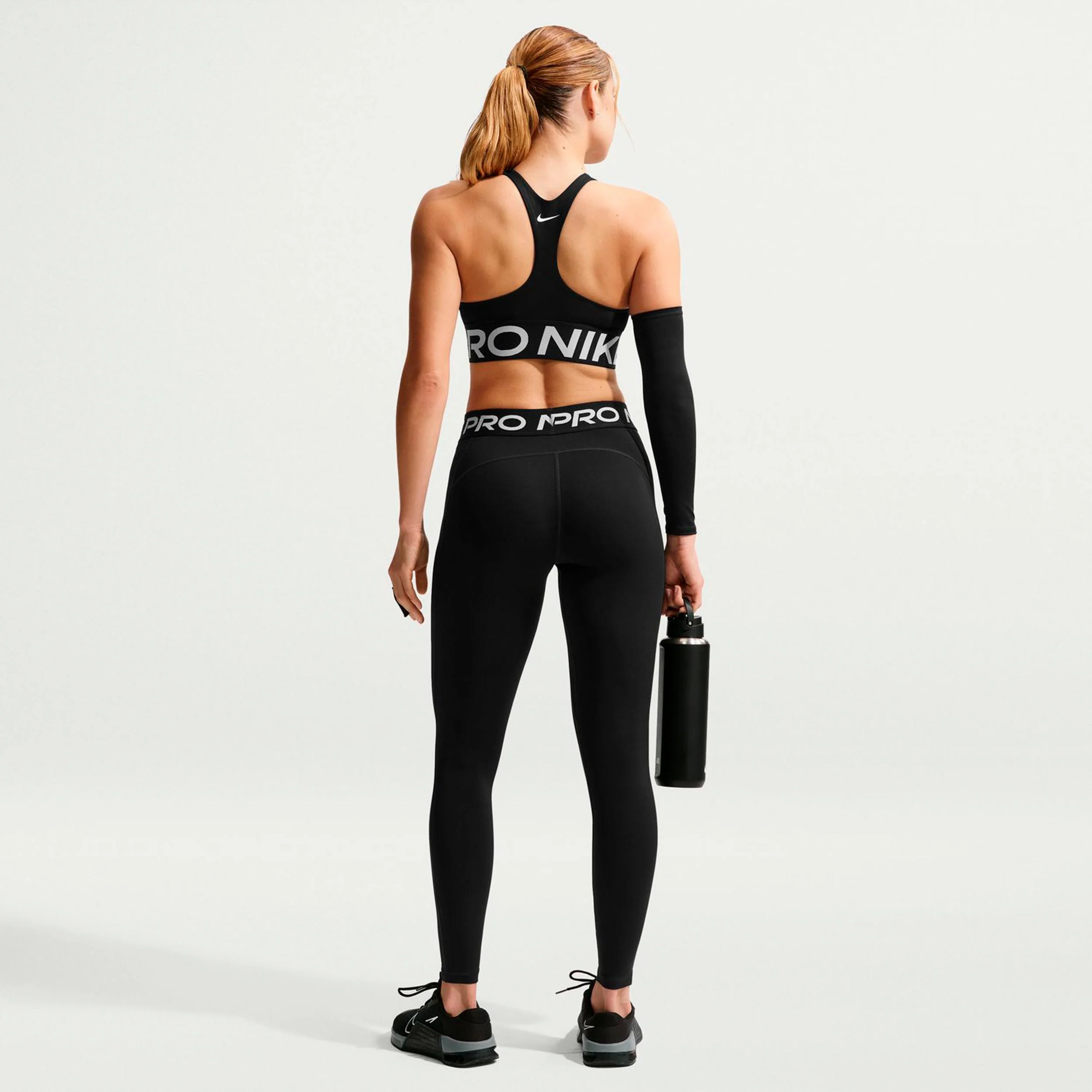 Dri-Fit 365 Tight Damen-schwarz - Image 3