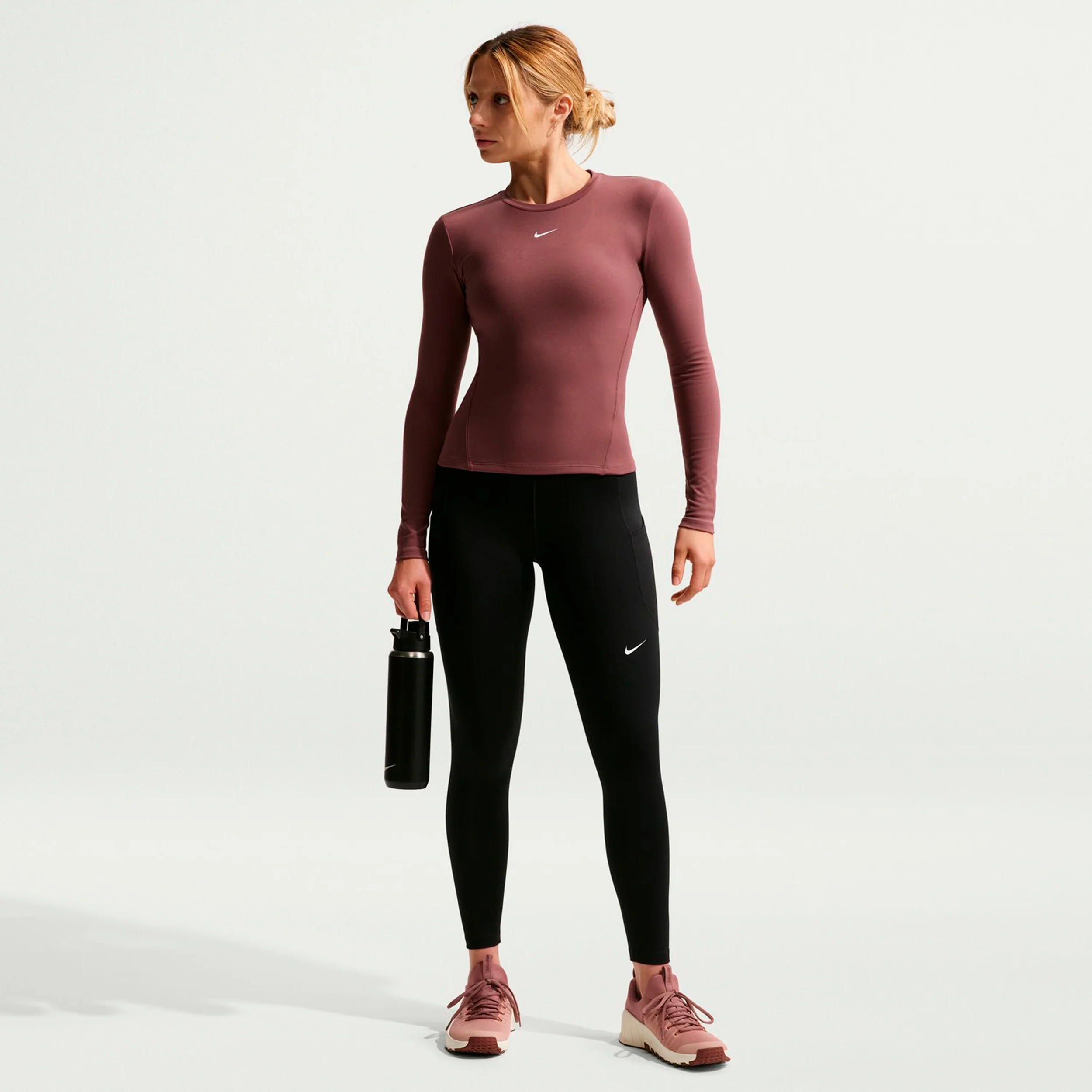Dri-FIT One High Rise 7/8 Tight Damen-schwarz, weiß - Image 2