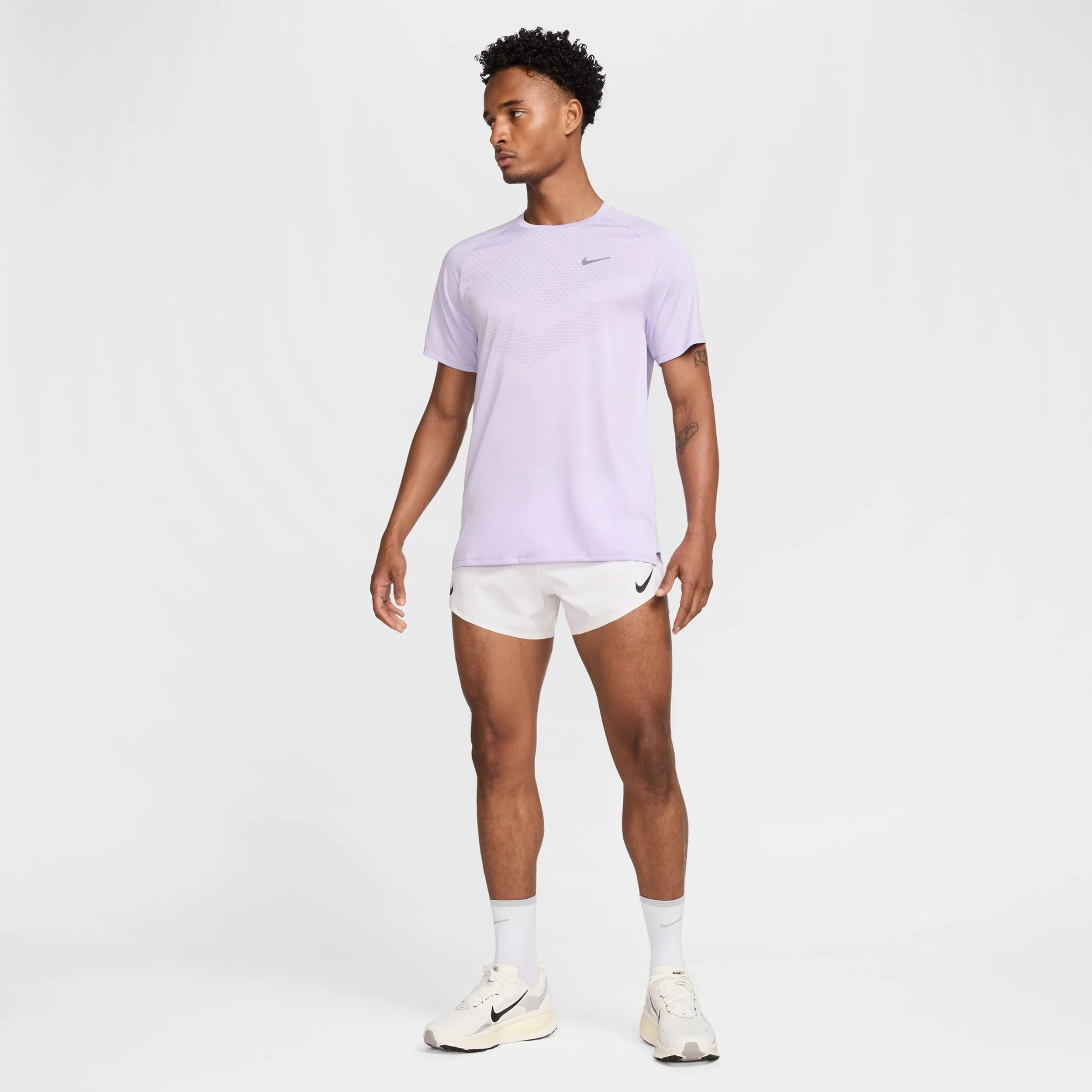 Stride Laufshirt Herren - flieder - Image 6