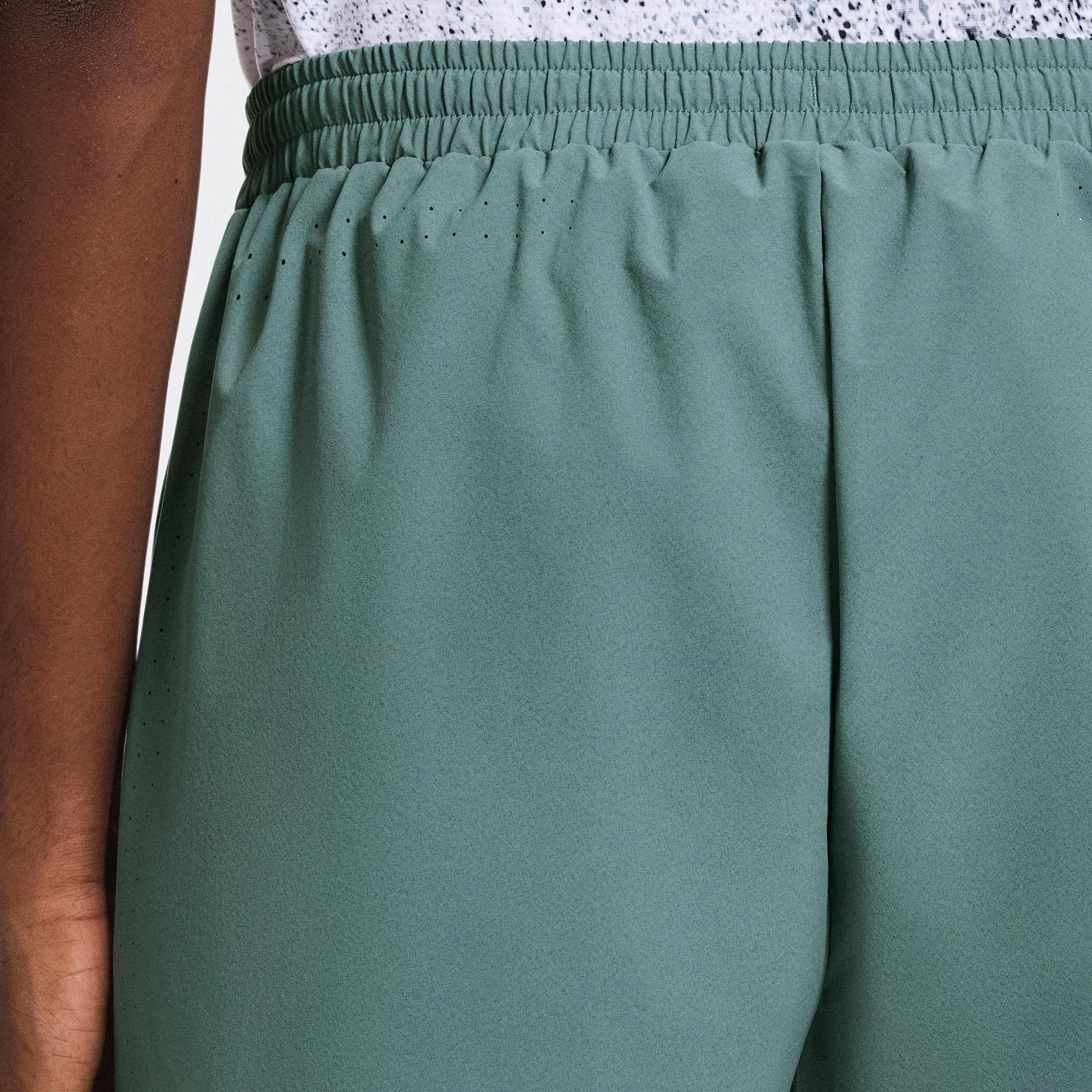 7" Court Shorts Herren - salbei - Image 5