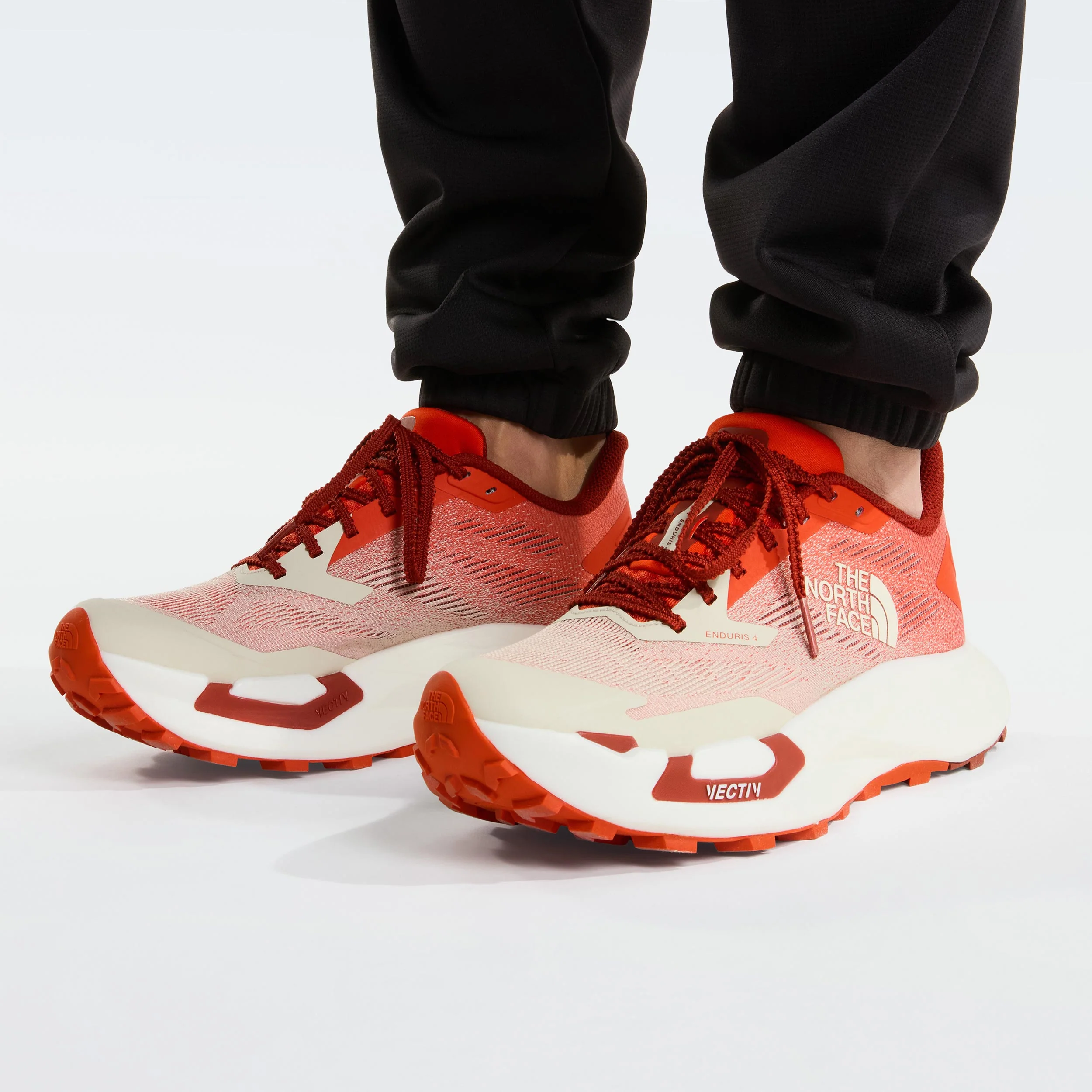 Vectiv Enduris 4 Trailschuh Herren - rot, creme - Image 5