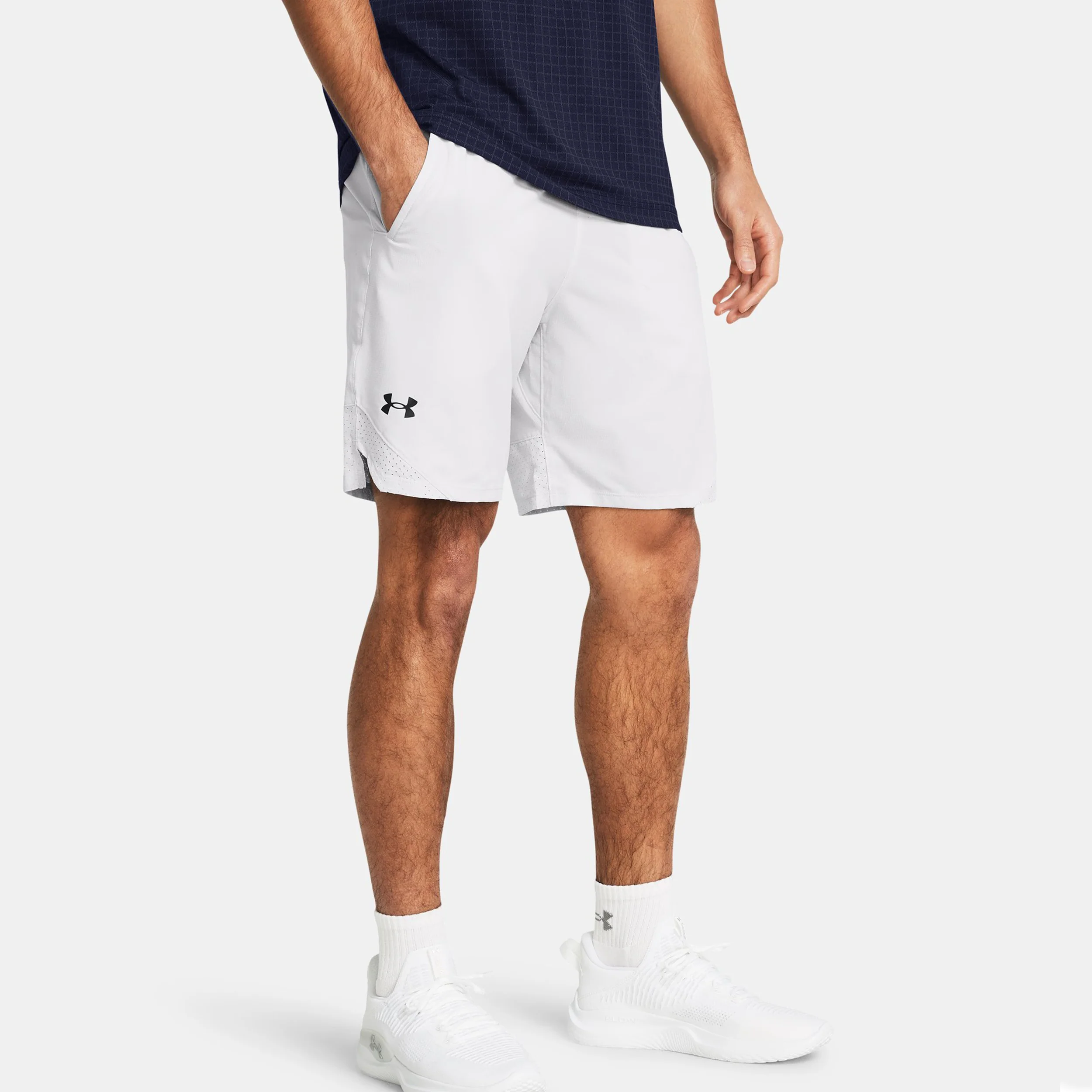 Vanish Woven 8 Inch Shorts Herren-hellgrau - Image 3
