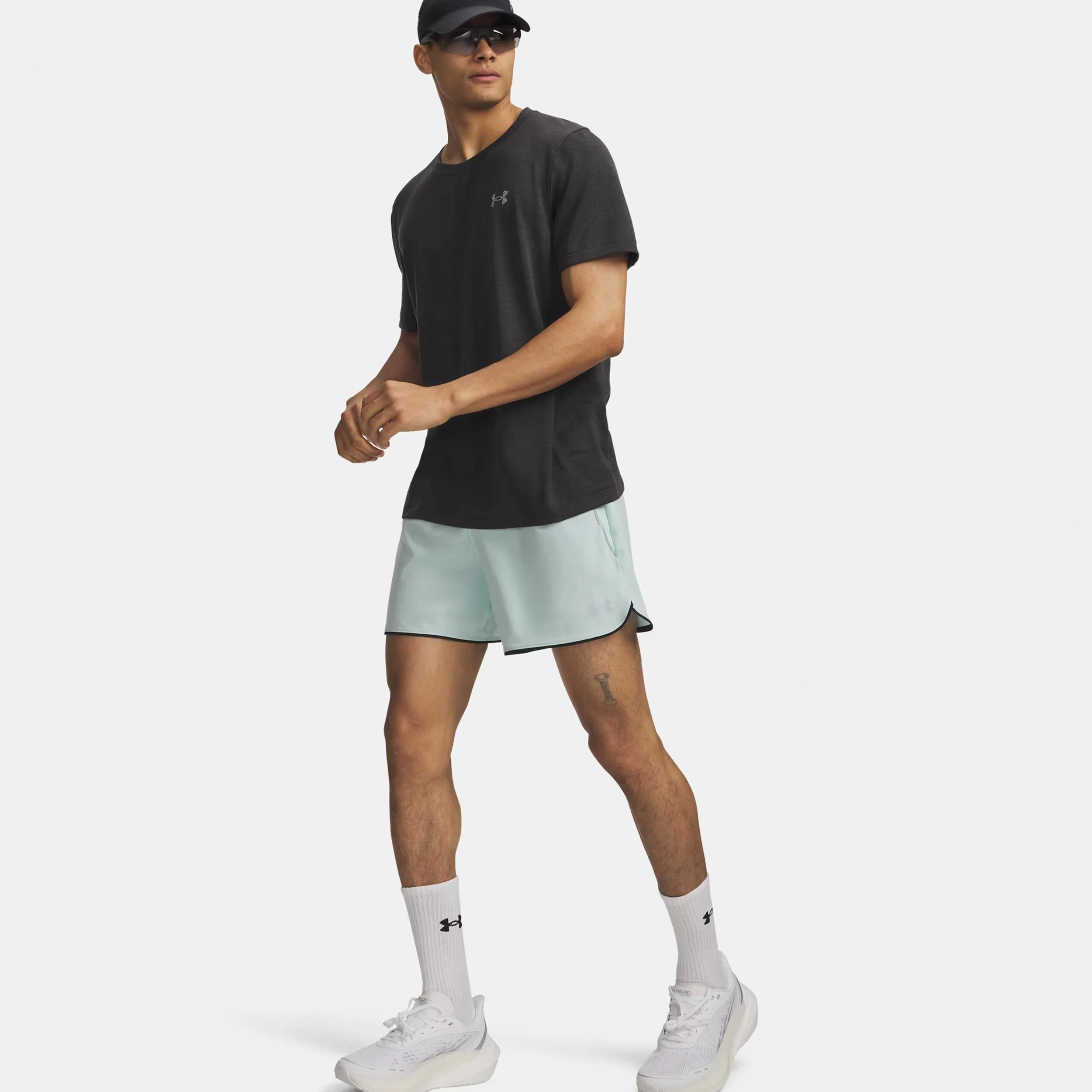 Velociti Pro 5in  Laufshorts Herren - mint, silber - Image 3
